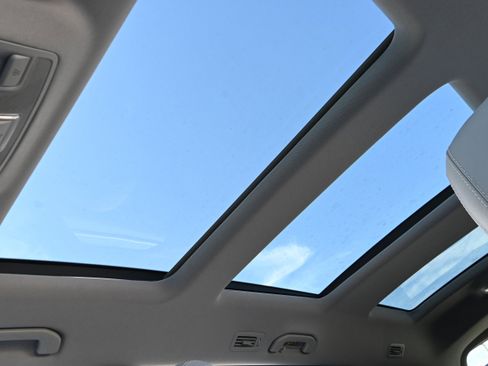 Used 2013 Mercedes-Benz GL 550 4MATIC image 25