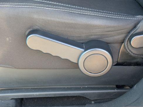 Used 2017 Jeep Wrangler Sahara w/ Connectivity Group image 20