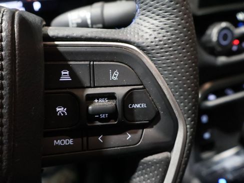 Used 2025 Toyota Tundra Platinum image 35