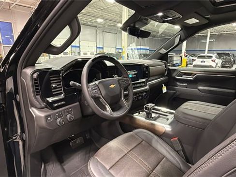 New 2026 Chevrolet Silverado 1500 High Country image 9