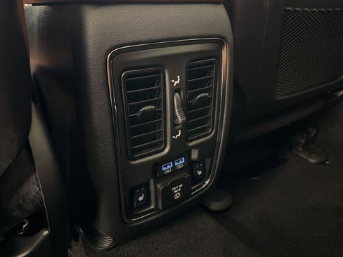 Used 2021 Jeep Grand Cherokee Summit AWD/4WD image 33