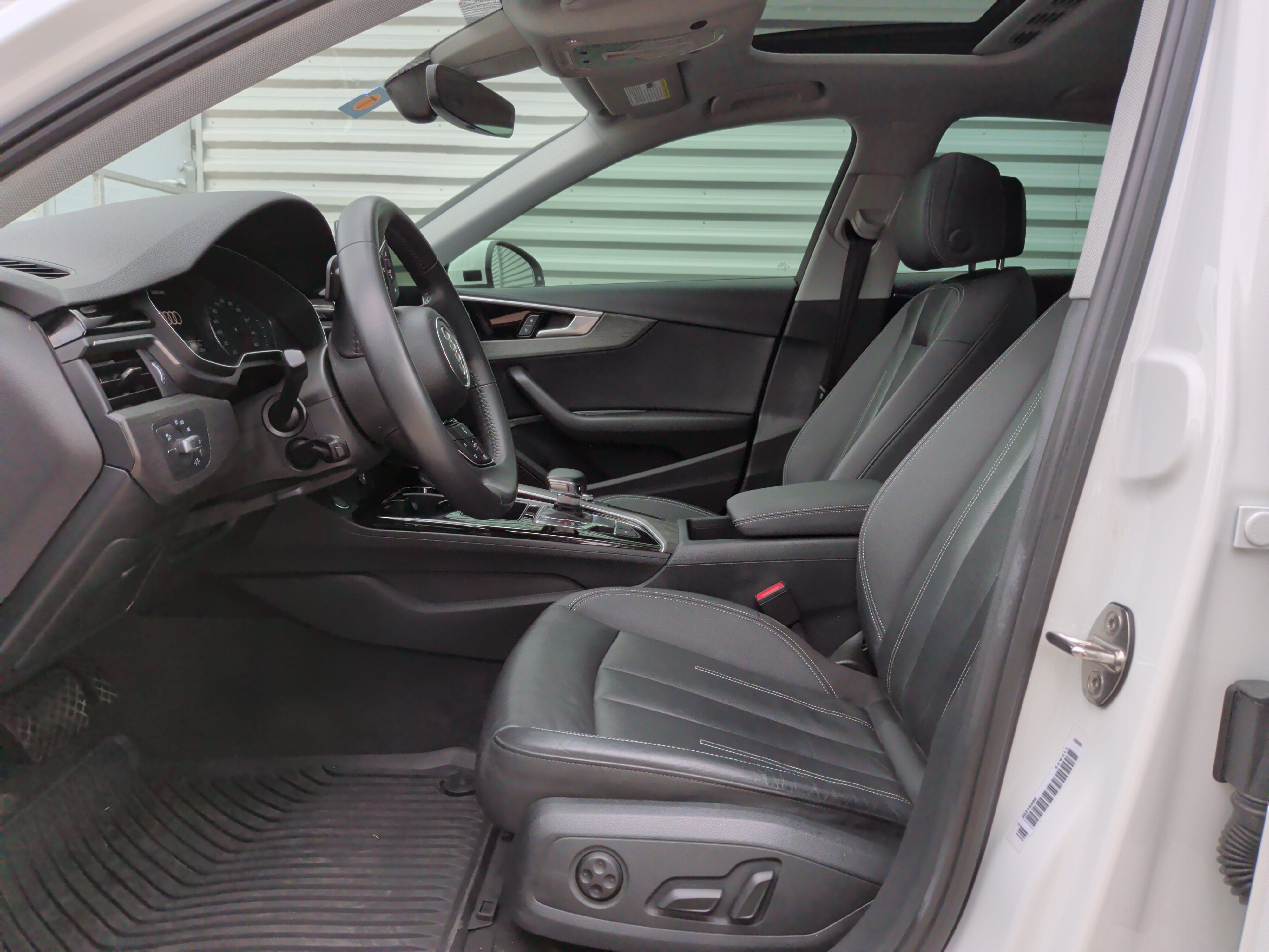 Used 2020 Audi A4 2.0T Premium w/ Convenience Package FWD image 15