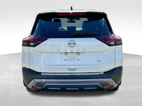 Certified 2023 Nissan Rogue SL FWD image 8