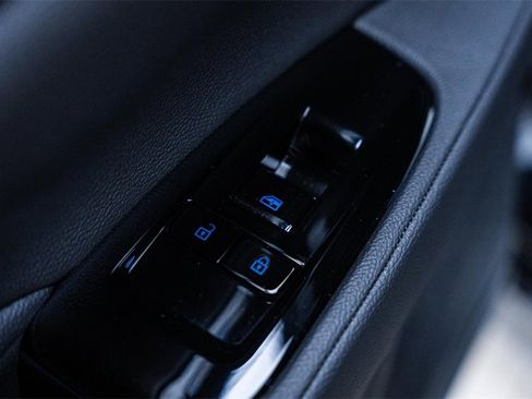 New 2024 Maserati Grecale GT image 33