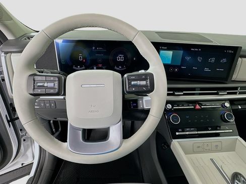 New 2026 Hyundai Santa Fe SE FWD image 10