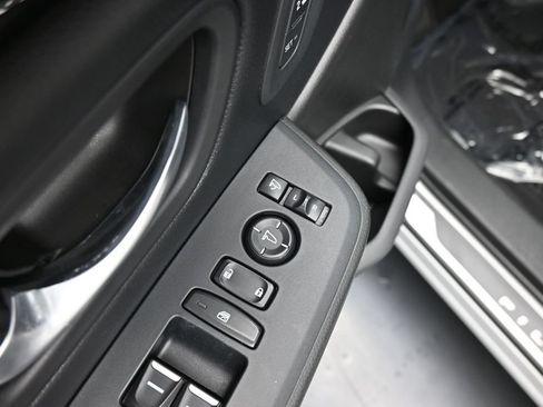 Certified 2025 Honda Pilot TrailSport image 19