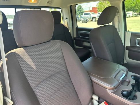 Used 2017 RAM 1500 Classic SLT RWD image 28