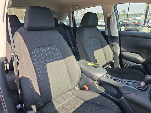 Used 2024 Honda HR-V LX image 13