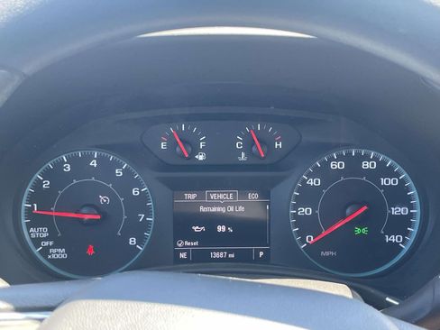 Used 2024 Chevrolet Equinox LS FWD image 18