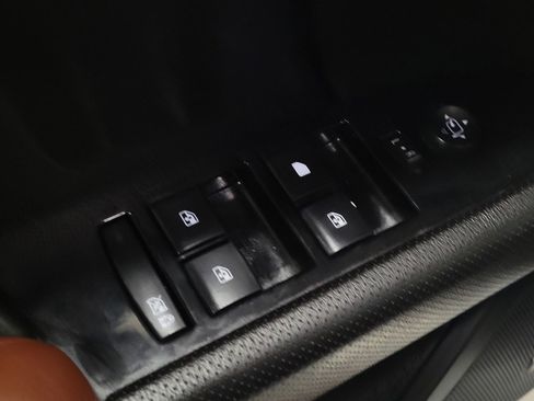 Used 2015 Cadillac XTS Luxury w/ Driver Awareness Package image 27