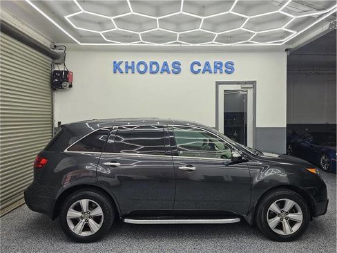 Used 2013 Acura MDX w/ Technology & Entertainment AWD/4WD image 3