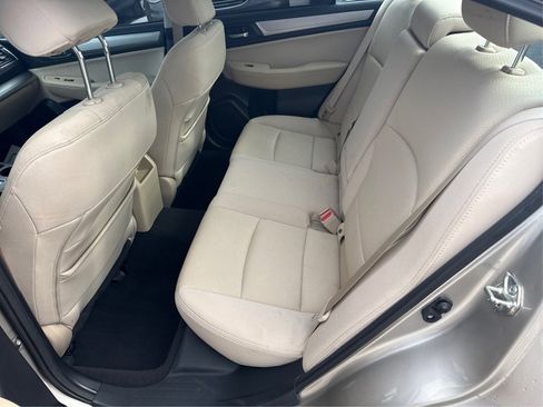 Used 2016 Subaru Legacy 2.5i Premium image 12