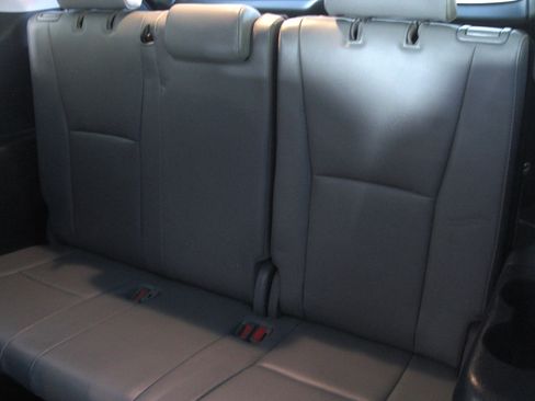 Used 2020 Toyota Highlander Platinum image 12