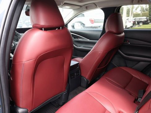 Certified 2025 MAZDA CX-30 AWD 2.5 S w/ Preferred Package image 17