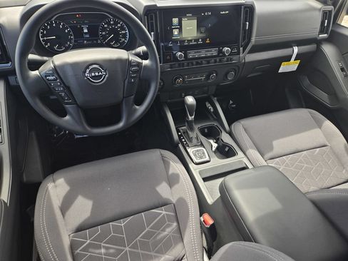 New 2026 Nissan Frontier SV w/ Tow Package AWD/4WD image 10