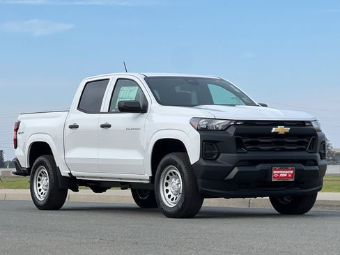 New 2025 Chevrolet Colorado W/T w/ Advanced Trailering Package image 2