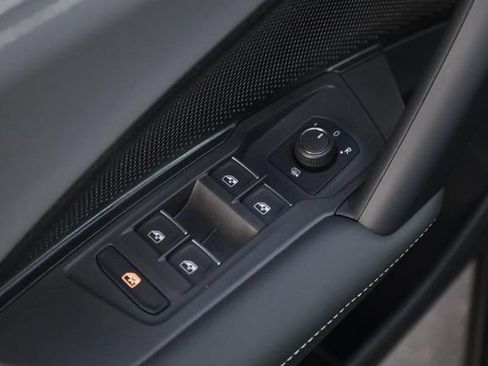 New 2026 Volkswagen Tiguan SE R-Line AWD/4WD image 11