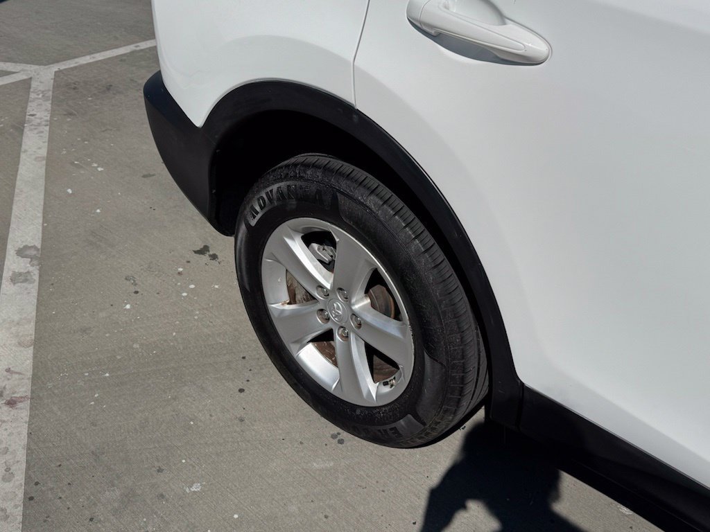 Used 2014 Toyota RAV4 XLE FWD image 25