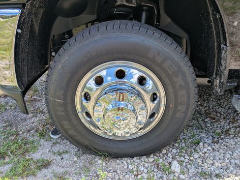 New 2026 RAM 3500 Tradesman AWD/4WD image 9
