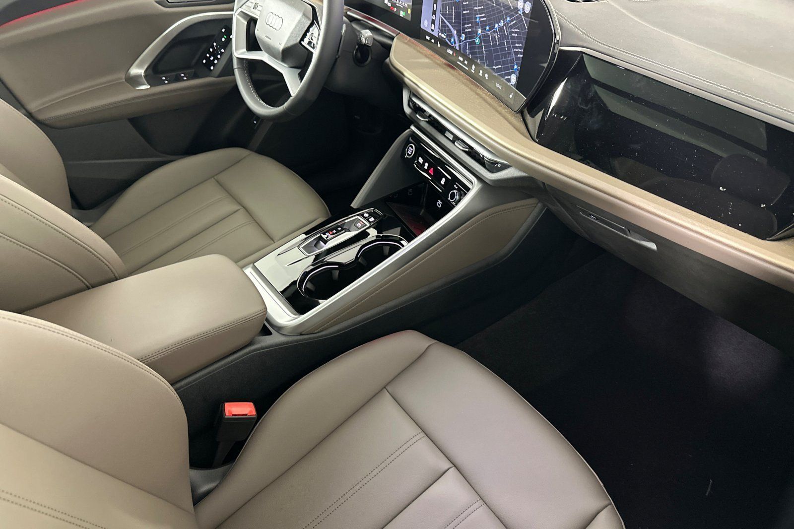 Used 2026 Audi Q5 Premium AWD/4WD image 15