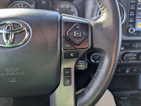 Used 2021 Toyota Tacoma TRD Off-Road image 26