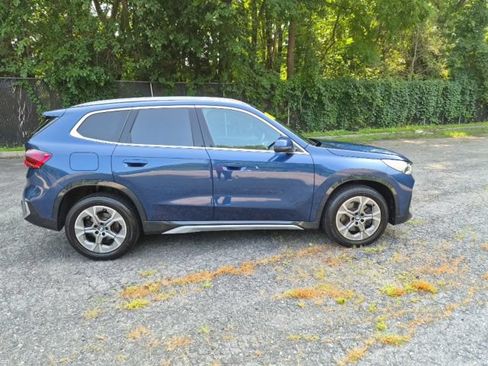 Used 2025 BMW X1 xDrive28i w/ Convenience Package AWD/4WD image 2
