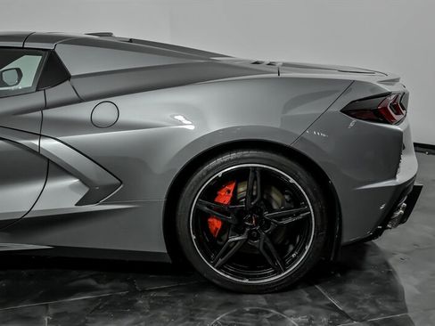 Used 2022 Chevrolet Corvette Stingray w/ Z51 Performance Package image 8