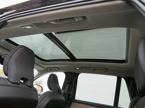 New 2026 Volvo XC90 B6 Plus w/ Protection Package Premier image 25