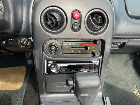 Used 1994 MAZDA MX-5 Miata M-Edition image 14
