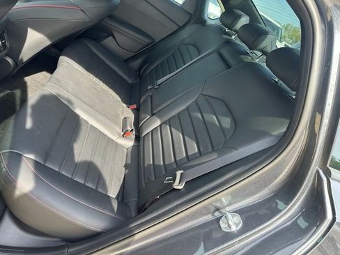 Used 2022 Kia Forte GT FWD image 12