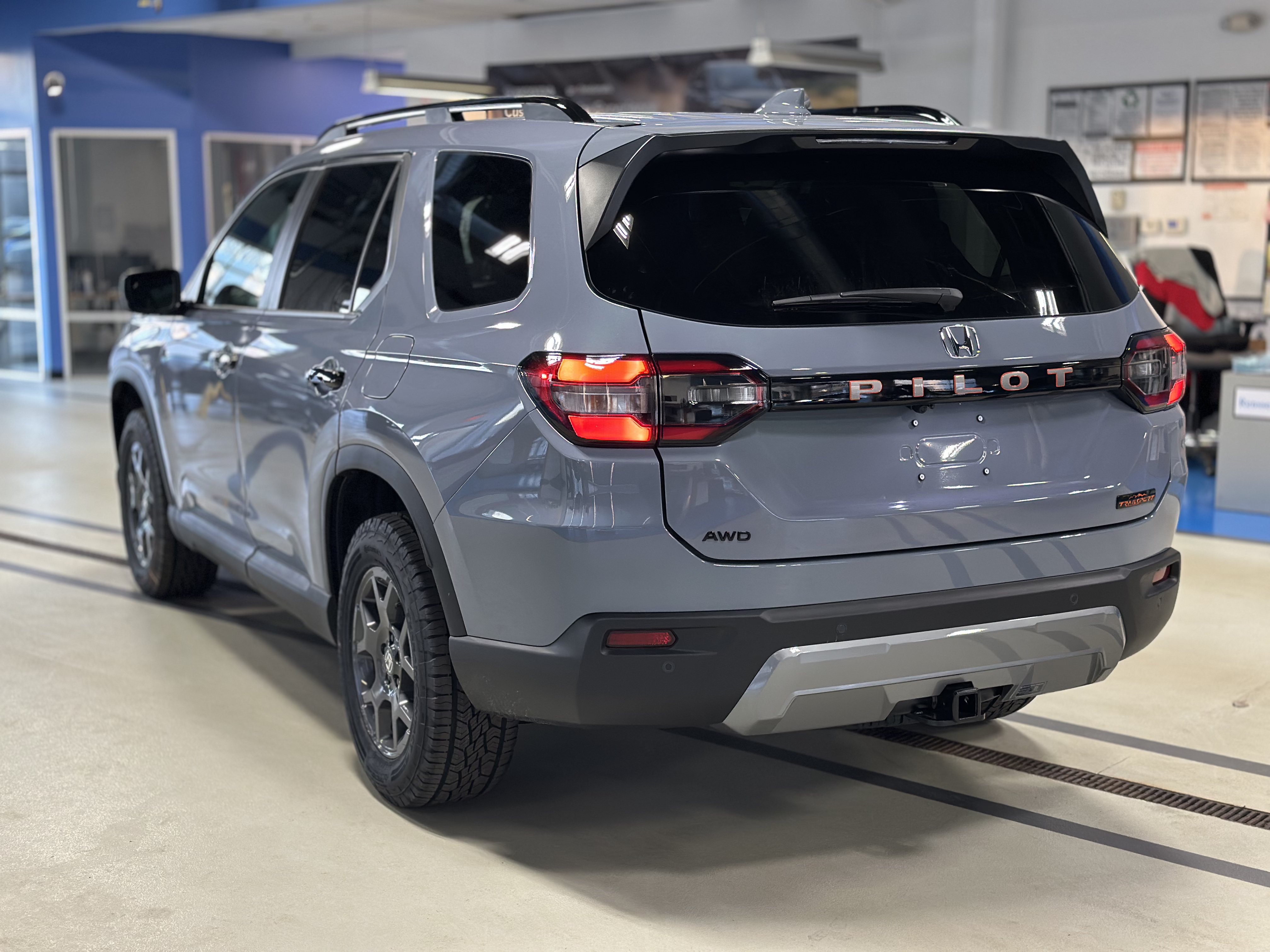 New 2026 Honda Pilot TrailSport image 7