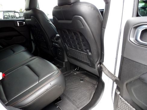 Used 2023 Jeep Wrangler Unlimited Rubicon 392 w/ Dual Top Group image 10