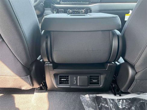 New 2025 GMC Sierra 2500 SLE w/ SLE Value Package; image 15