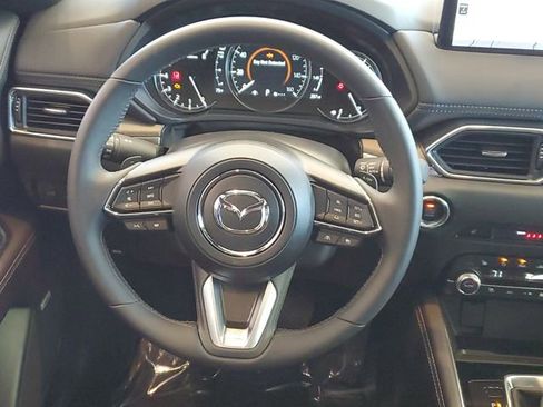 New 2025 MAZDA CX-5 Signature image 26