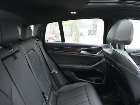 Used 2024 BMW X4 xDrive30i image 22