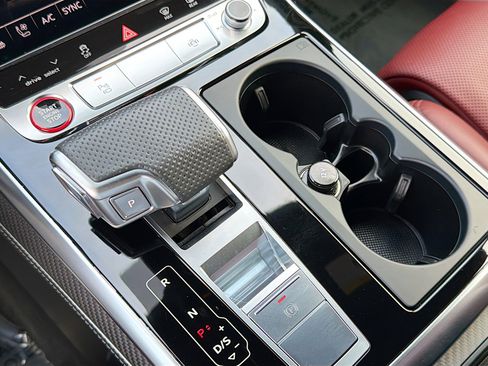 Used 2024 Audi SQ8 Premium Plus image 29