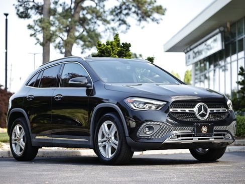Used 2021 Mercedes-Benz GLA 250 4MATIC image 1