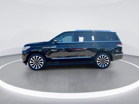 Used 2022 Lincoln Navigator Reserve image 5