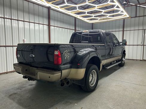 Used 2014 Ford F350 King Ranch w/ King Ranch w/Chrome Package image 6