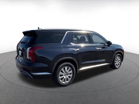 Used 2025 Hyundai Palisade SEL FWD image 14