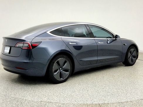 Used 2020 Tesla Model 3 Standard Range RWD image 5