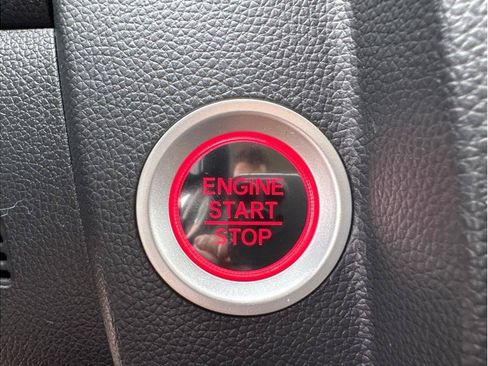 Used 2019 Honda Fit EX image 19