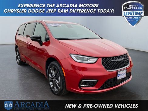 New 2026 Chrysler Pacifica Select image 7