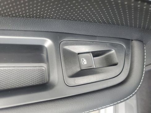 New 2026 Volkswagen Atlas SE image 15