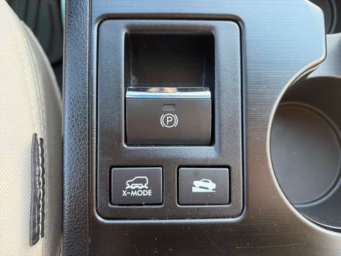 Used 2017 Subaru Outback 2.5i Premium w/ Popular Package #2 AWD/4WD image 53