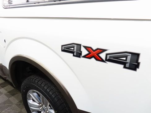 Used 2020 Ford F150 Lariat w/ Equipment Group 502A Luxury image 37