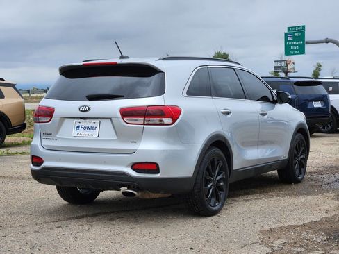 Used 2019 Kia Sorento S AWD/4WD image 3