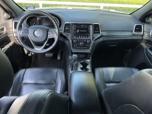 Used 2018 Jeep Grand Cherokee Limited AWD/4WD image 11