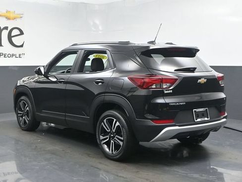 Used 2023 Chevrolet TrailBlazer LT FWD image 46
