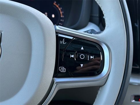 New 2026 Volvo XC60 B5 Ultra w/ Protection Package Premier image 13